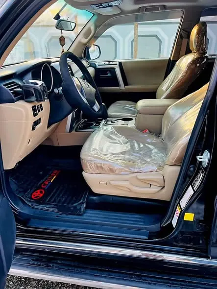 Toyota 4 Runner SR5 2011 (4)