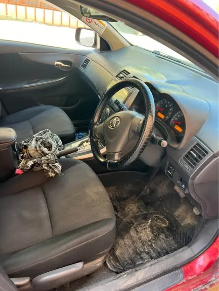 Toyota Fielder 2009 (4)