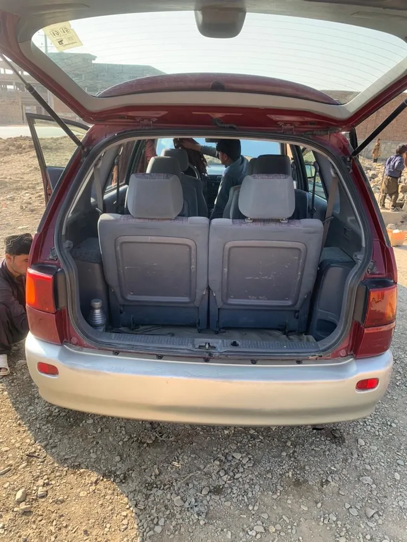 Toyota Picnic 1997 (3)