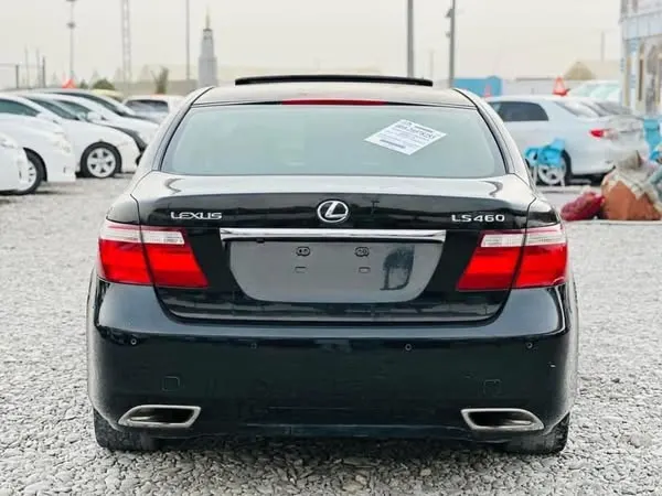 Lexus LS460 2008 (3)