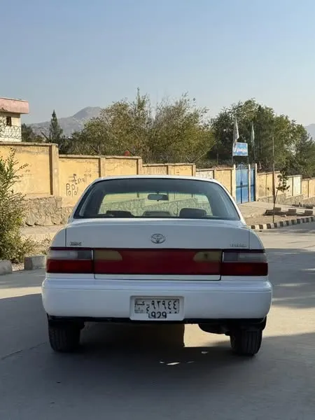 Toyota Corolla 1994 (3)
