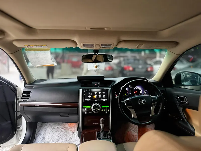 Toyota Corolla 2016 (4)