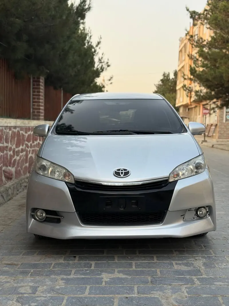 Toyota Fielder 2015 (2)