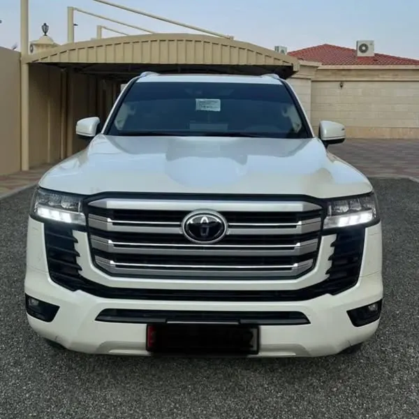 Toyota Land Cruiser GXR 2023 (1)