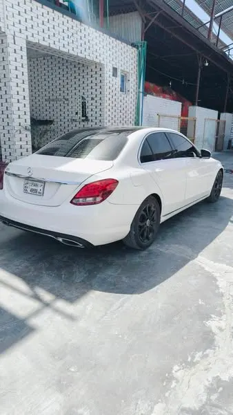 Mercedes-Benz 2017 (2)