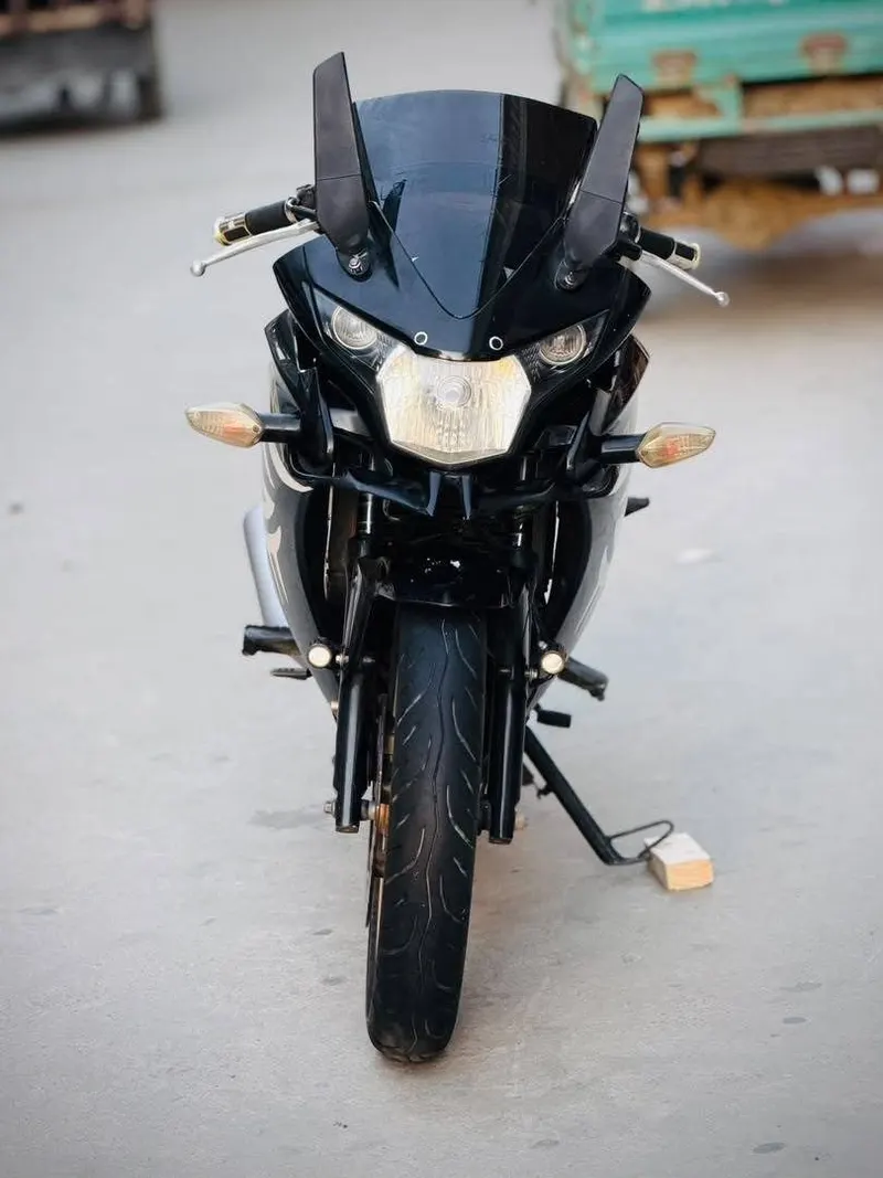 Honda CBR 150cc 2018 (4)