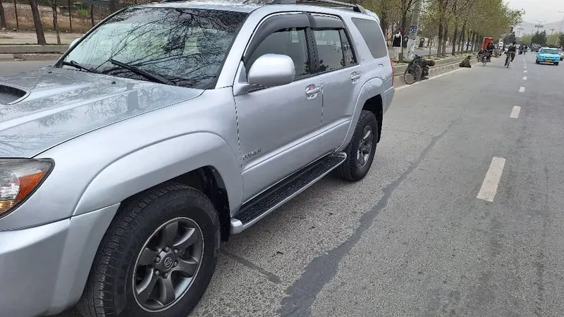 Toyota 4 Runner 2005 (4)