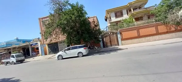 4-storey house for sale, 10 rooms, 352 m², near Sultan Razia school, Mazar-i-Sharif (1)