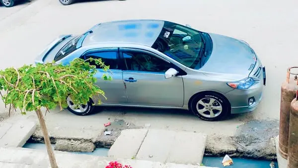 Toyota Corolla 2013 (1)