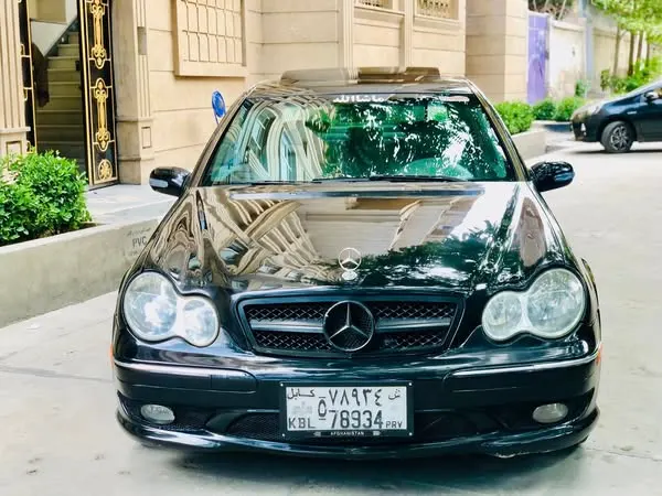 Mercedes-Benz 2005 (2)