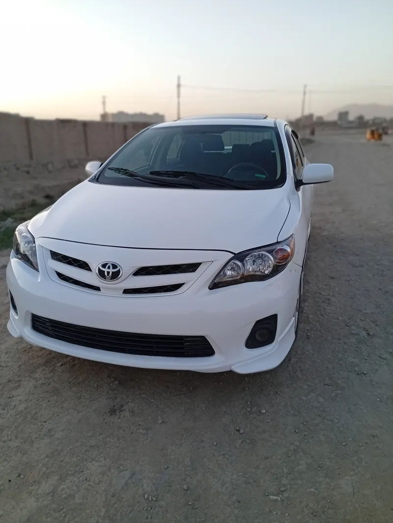 Toyota corolla S 2012 (2)