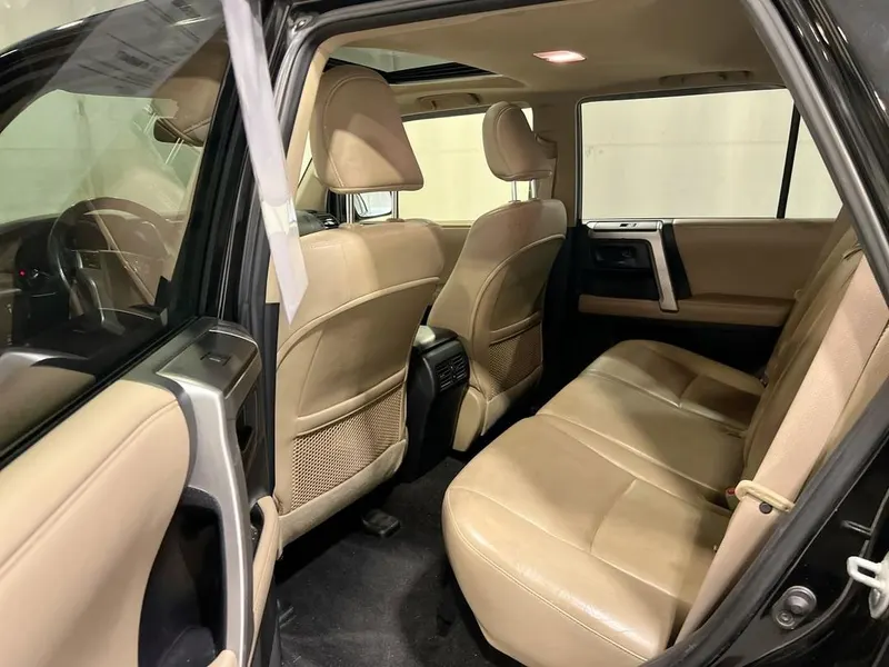 Toyota 4Runner 2013 (5)