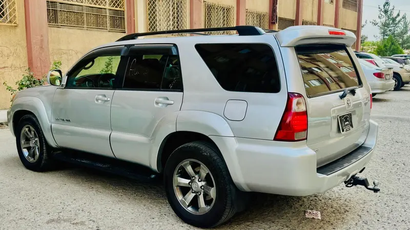 Toyota 4Runner Limited 2007 (2)