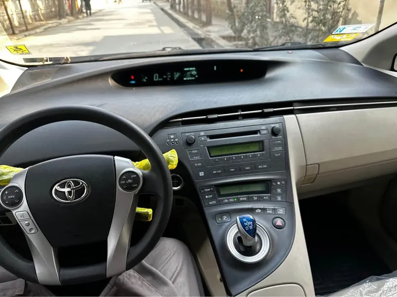 For Sale: Car with Full Features and Excellent Condition (4)