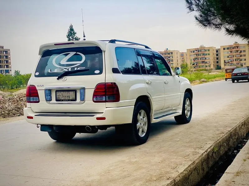 Toyota Land Cruiser 2008 (3)