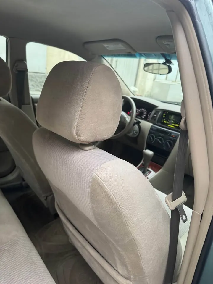 Toyota Corolla 2006 (3)
