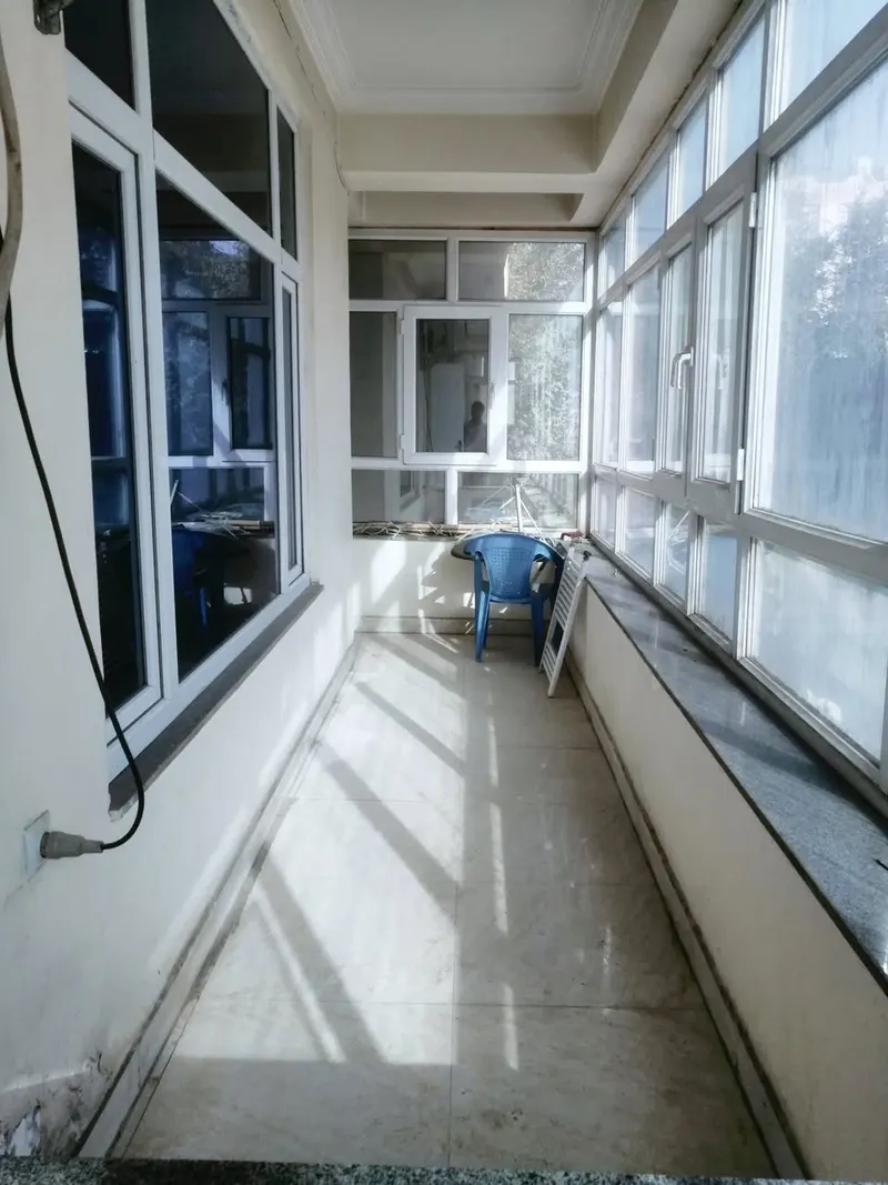 Apartment for sale, 4 rooms, 195 m² (2)