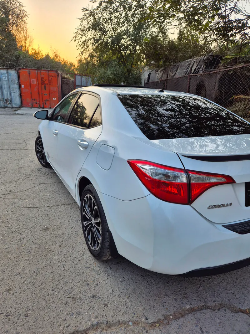 Toyota Corolla 2015 (7)