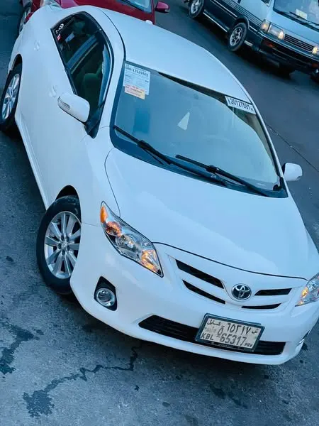 Toyota Corolla LE 2010 (2)