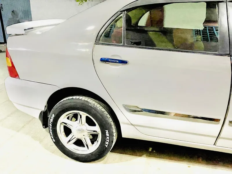Toyota Corolla 2003 (2)