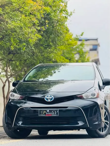 Toyota Prius 2016 (2)