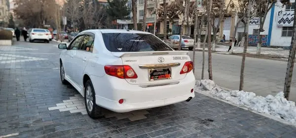 Toyota Corolla 2009 (3)