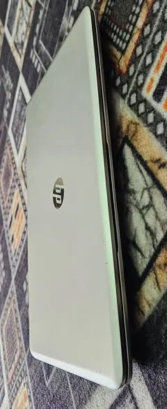 Laptop For Sale (2)