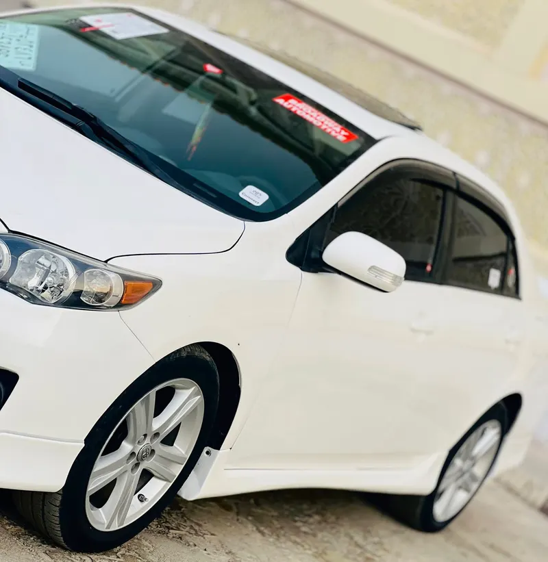 Toyota Corolla 2013 (2)