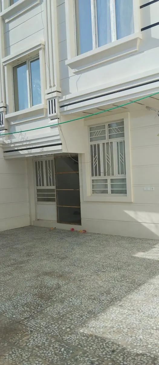 د پلورنې درې پوړیز کور، 166 m²، ناحیه 12، هرات (2)