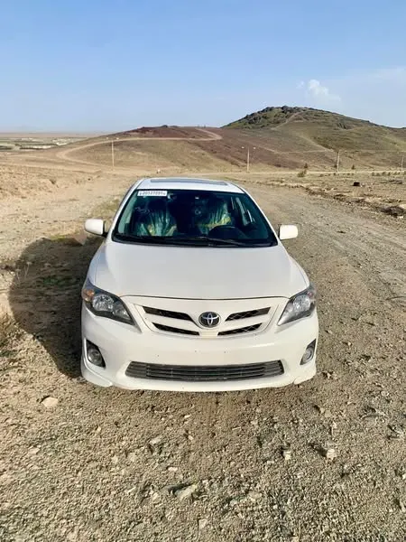 Toyota Corolla 2012 (1)