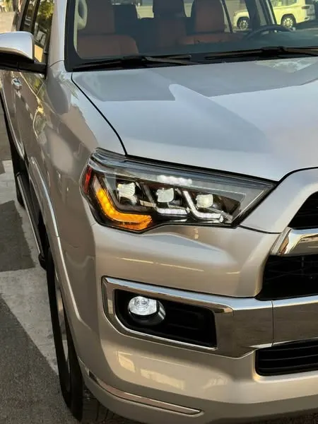 Toyota 4Runner SR5 Premium 2021 (2)