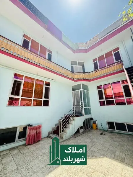 3-storey house for sale, 4 rooms, 140 m² (1)