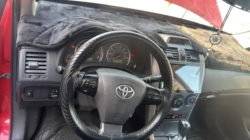 Toyota Corolla 2012 (4)