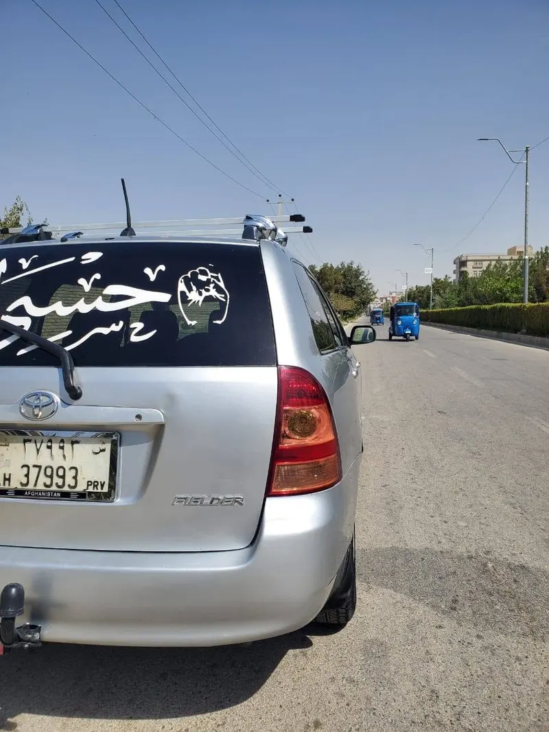 Toyota Fielder 2000 (3)