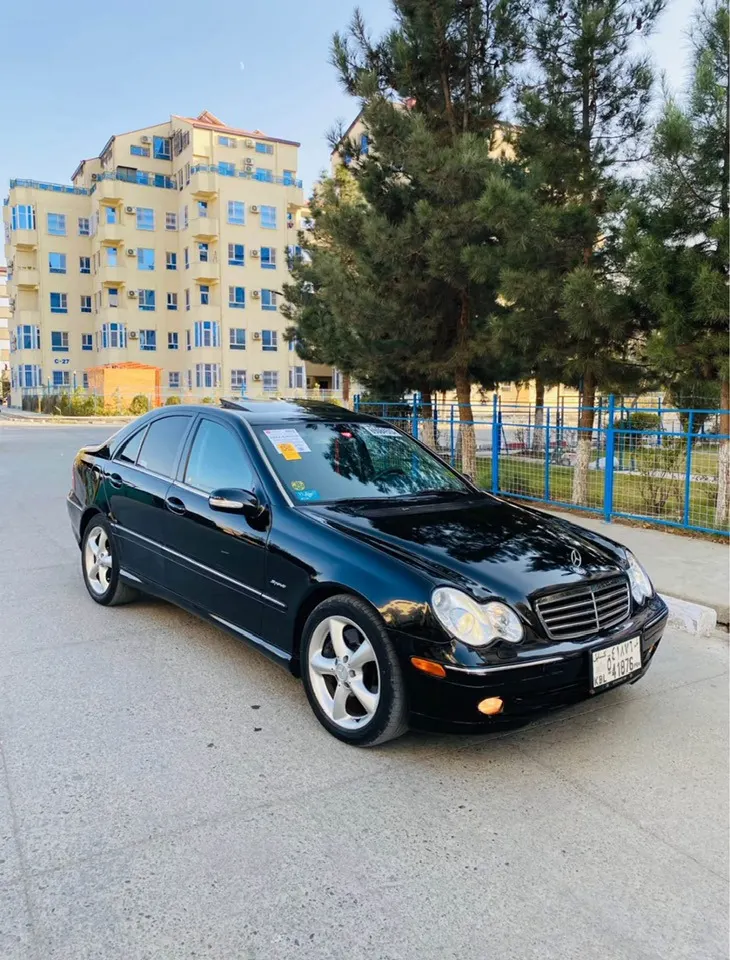 Mercedes-Benz 2005 (2)