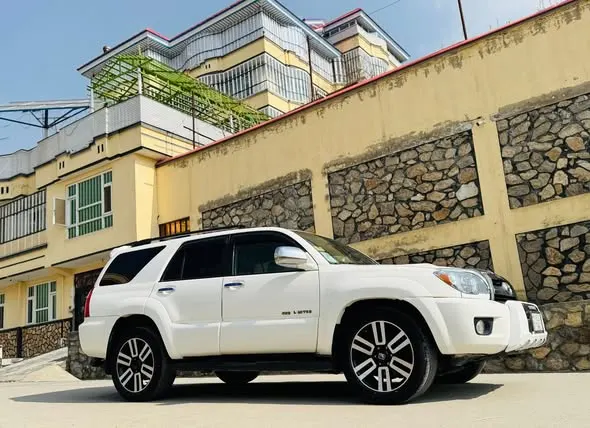 Toyota 4Runner 2004 (2)