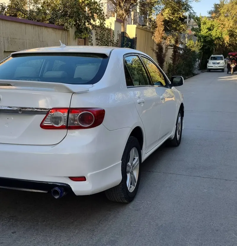 تویوتا کرولا 2012 (3)