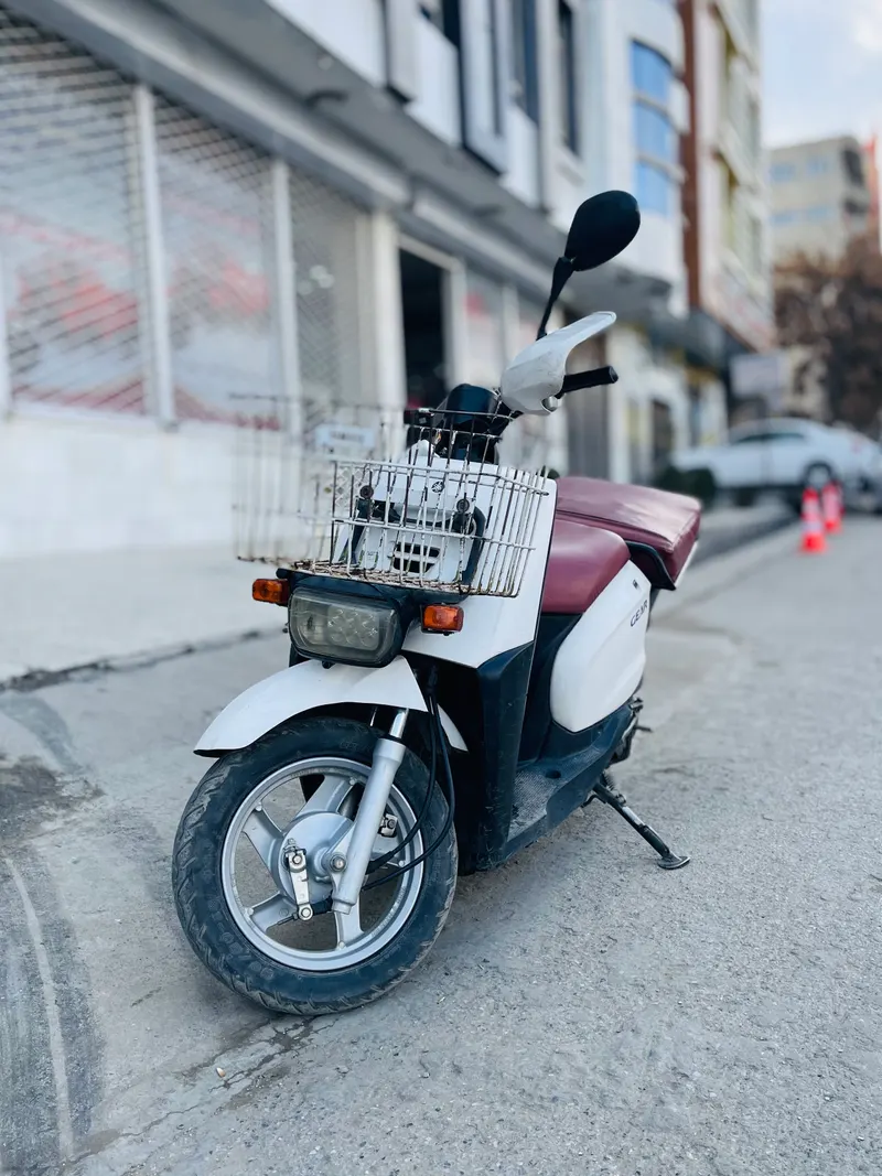 YAMAHA 50 cc (1)