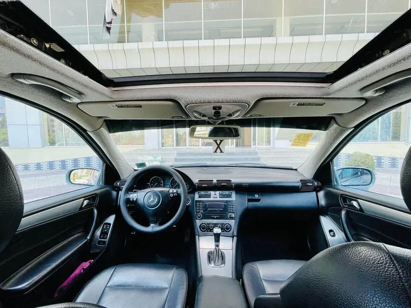 Mercedes-Benz 2005 (4)