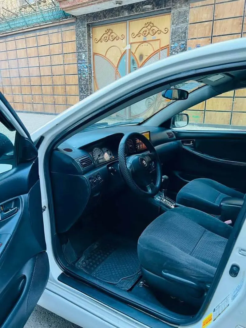 Toyota Corolla 2006 (4)
