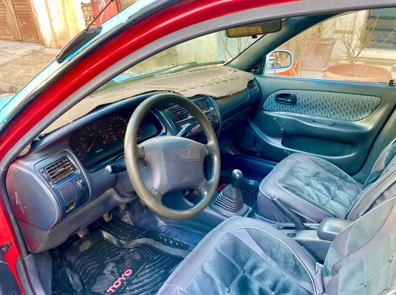 Toyota Corolla 1996 (8)