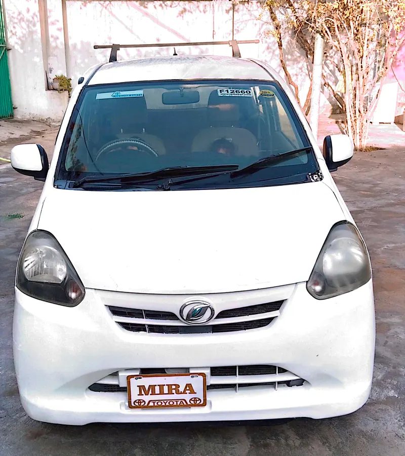 Daihatsu Mira 2012 (1)