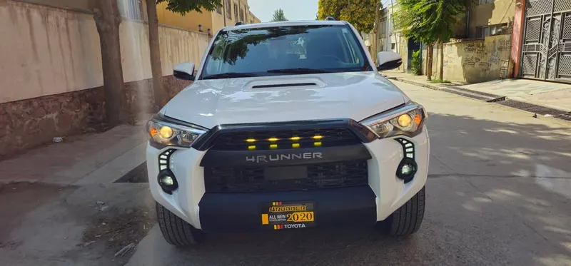 Toyota 4Runner 2020 (1)