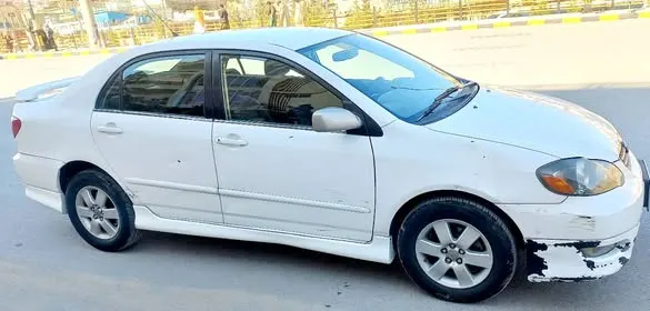 Toyota Corolla 2005 (2)