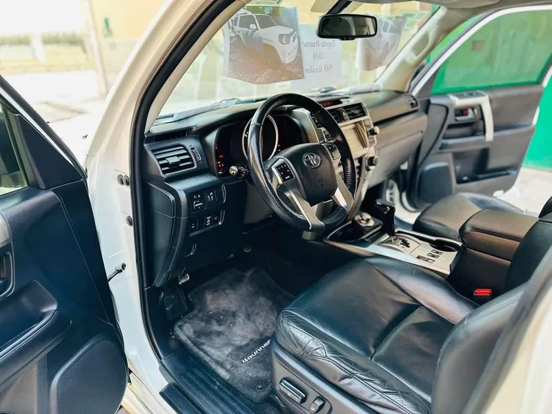 Toyota 4Runner Limited 2010 (4)