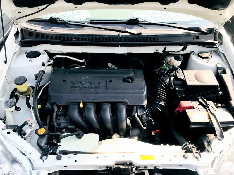 Toyota Corolla 2005 (4)