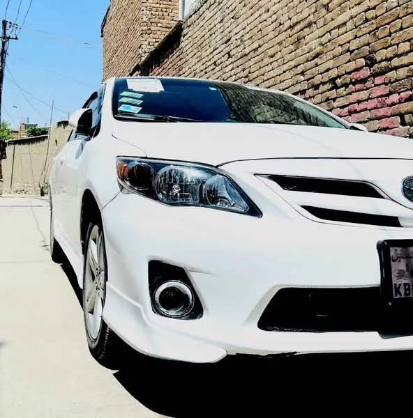 Toyota Corolla 2010 (2)