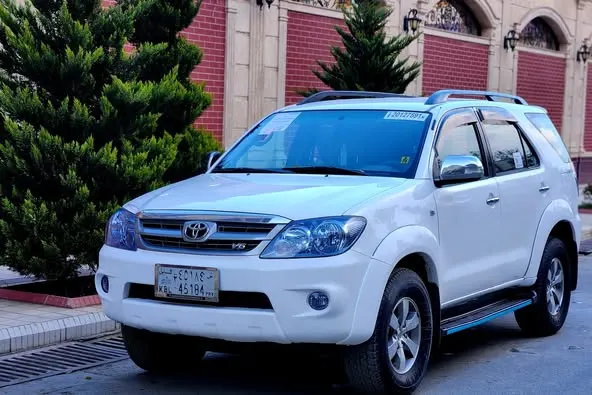 Toyota Fortuner 2007 (2)