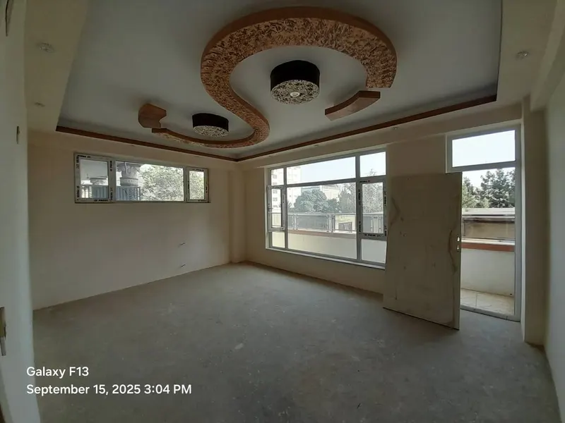 د پلورنې اپارتمان، 3 خونې، 130 m²، څلورم پوړ، تایمنی پروژه (4)