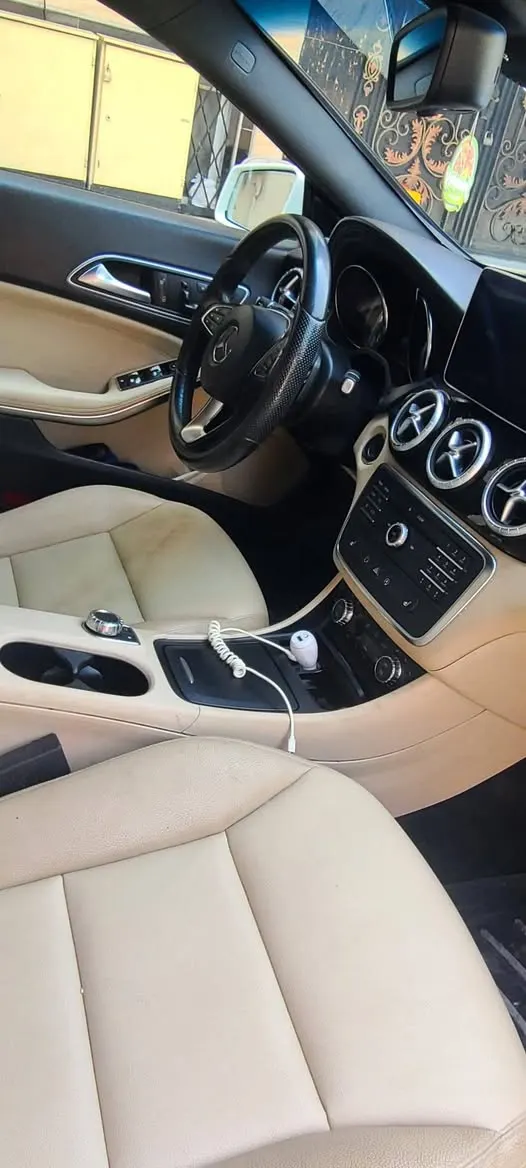 Mercedes-Benz 2015 (4)